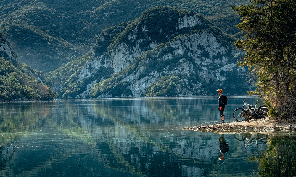 VTT autour du lac d'Esparron de Verdon